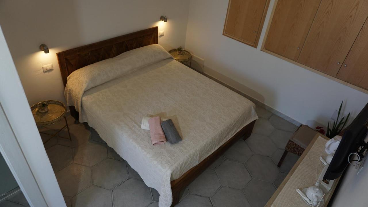 Bed and Breakfast Li Petri Manni Olbia Exteriér fotografie